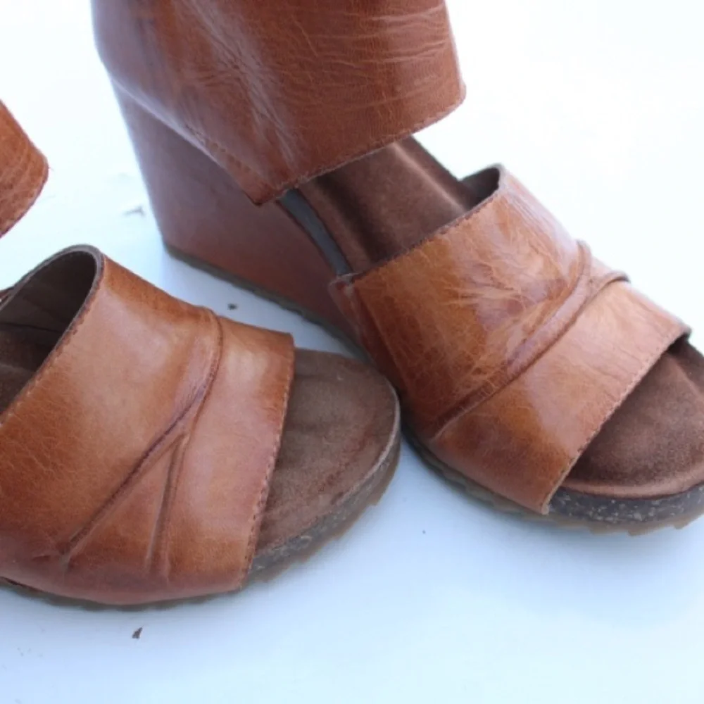 Diba True next n line wedges